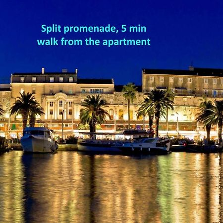 Chic Apartment In Center Split Exterior photo